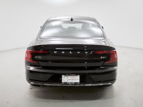 Certified 2025 Volvo S90 B6 Plus image 8