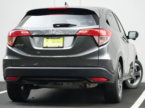 Used 2018 Honda HR-V EX image 4