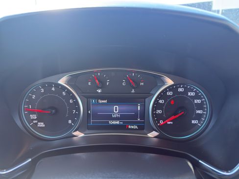 Used 2023 Chevrolet Equinox LS w/ LS Convenience Package AWD/4WD image 17