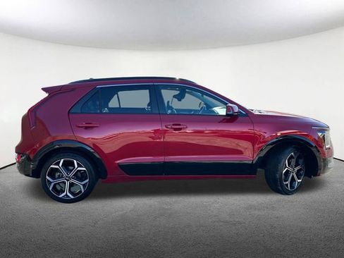 Used 2023 Kia Niro EX Touring image 15