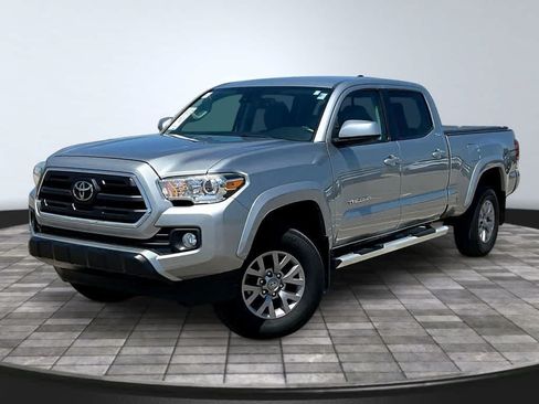 Used 2019 Toyota Tacoma SR5 AWD/4WD image 1
