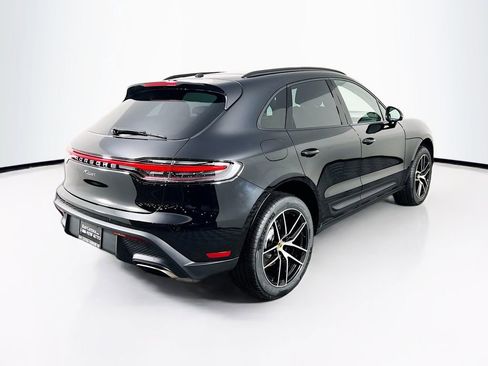 New 2026 Porsche Macan image 9