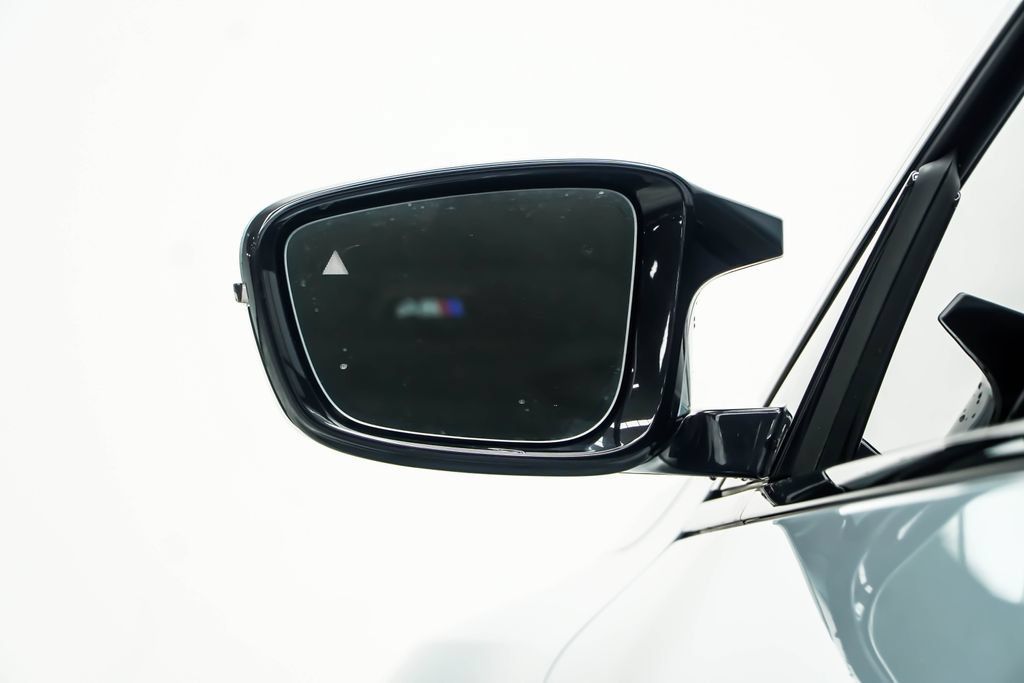 Used 2022 BMW M4 Coupe w/ Executive Package RWD image 23