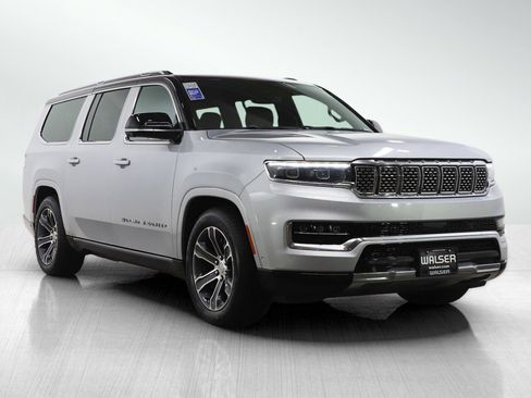 Used 2024 Jeep Grand Wagoneer L 4WD image 8