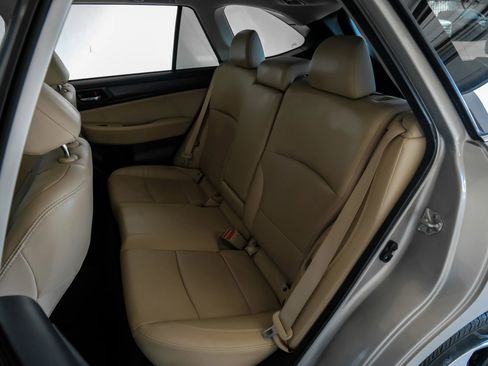 Used 2019 Subaru Outback 2.5i Limited w/ Popular Package #2 image 36