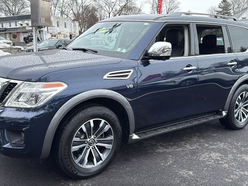 Used 2020 Nissan Armada SL image 3