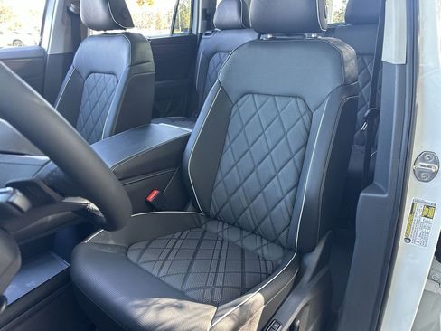 New 2026 Volkswagen Atlas SEL Premium R-Line image 11