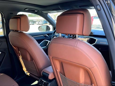 Used 2024 Audi Q3 2.0T Premium Plus image 21