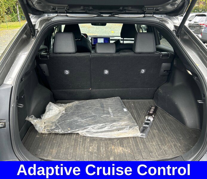Used 2023 Subaru Solterra AWD image 5