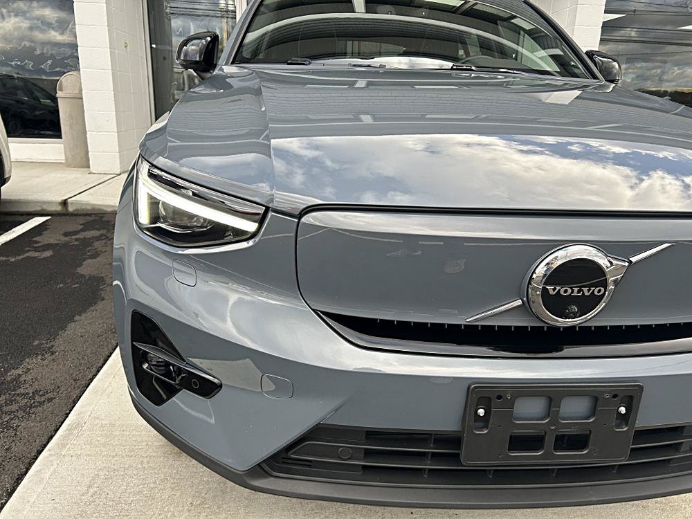 Used 2023 Volvo C40 P8 Recharge Ultimate AWD/4WD image 15