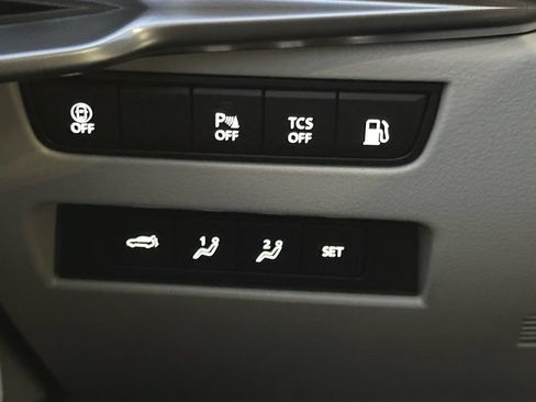 Used 2025 MAZDA CX-90 Plug-In Hybrid w/ Premium Plus AWD/4WD image 19