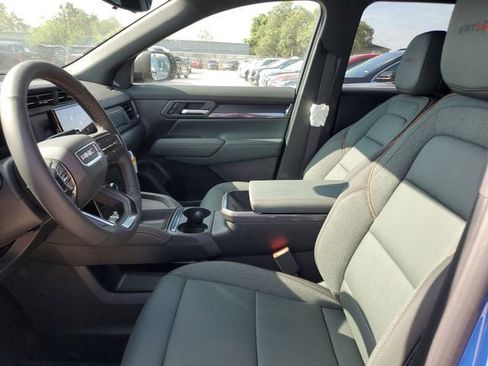New 2026 GMC Terrain AT4 AWD/4WD image 19