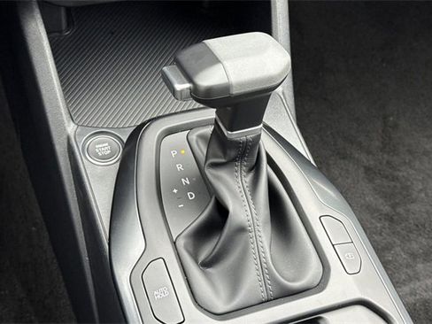 New 2025 Kia K4 LX image 24