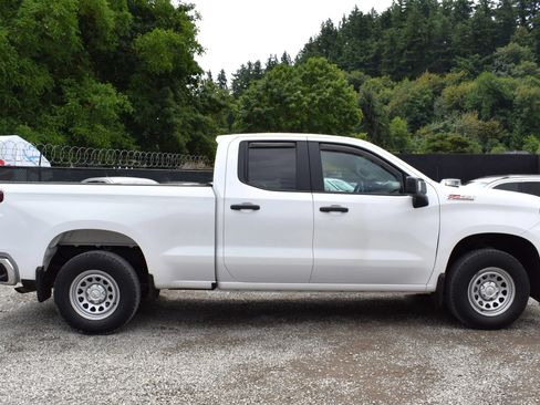 Used 2020 Chevrolet Silverado 1500 W/T w/ WT Value Package AWD/4WD image 38