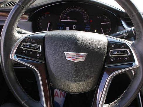 Used 2017 Cadillac XTS Luxury image 24