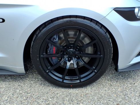 Used 2015 Ford Mustang GT Premium w/ GT Performance Package RWD image 10