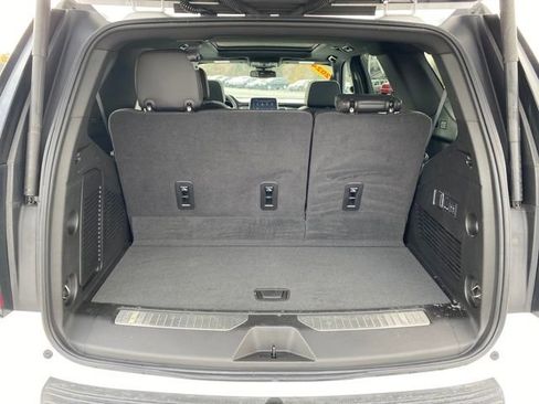 Used 2024 Chevrolet Tahoe RST w/ Luxury Package image 21