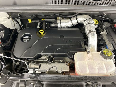 Used 2022 Chevrolet Trax LT w/ LT Convenience Package image 30