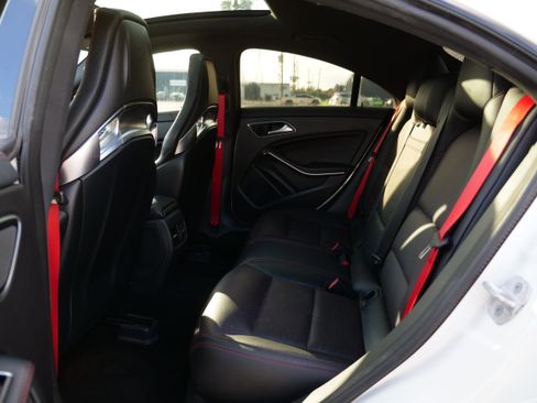 Used 2018 Mercedes-Benz CLA 45 AMG 4MATIC image 32