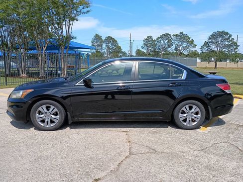 Used 2012 Honda Accord LX image 2