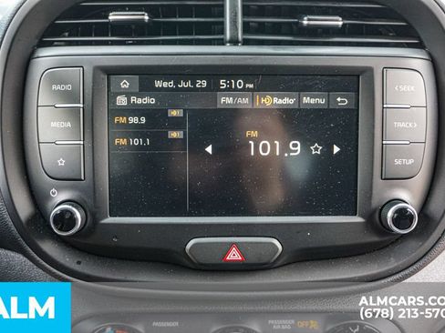 Used 2025 Kia Soul LX w/ LX Technology Package FWD image 37