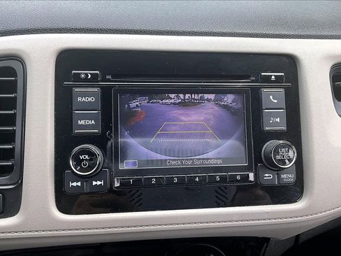 Used 2019 Honda HR-V LX image 26