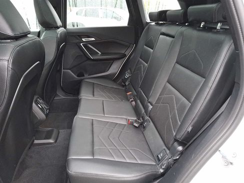 Used 2025 BMW X1 xDrive28i w/ Technology Package AWD/4WD image 8