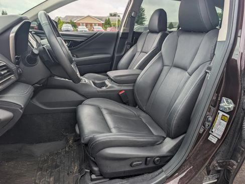 Certified 2024 Subaru Outback Limited AWD/4WD image 8