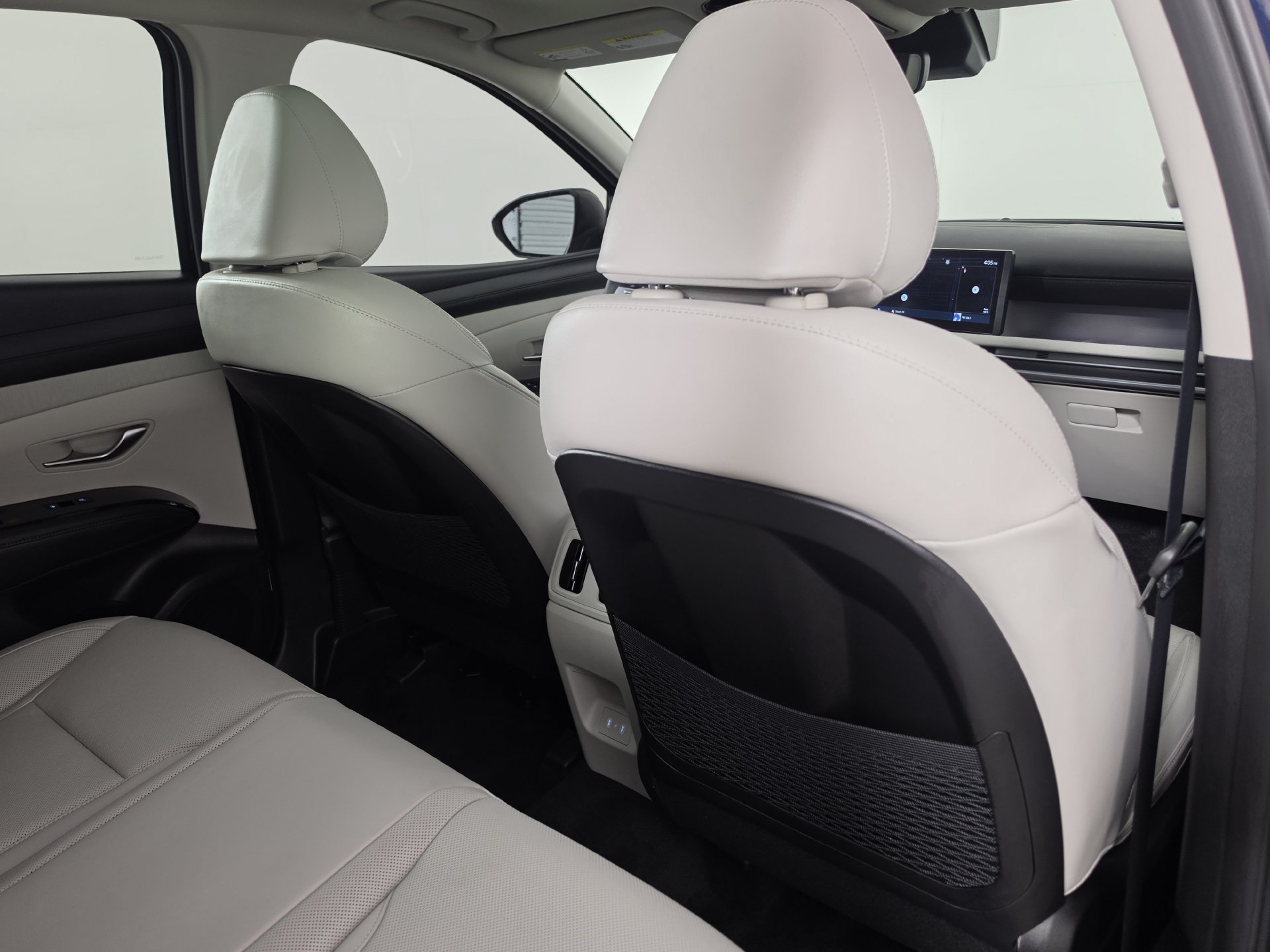 Used 2025 Hyundai Tucson Limited AWD/4WD image 28