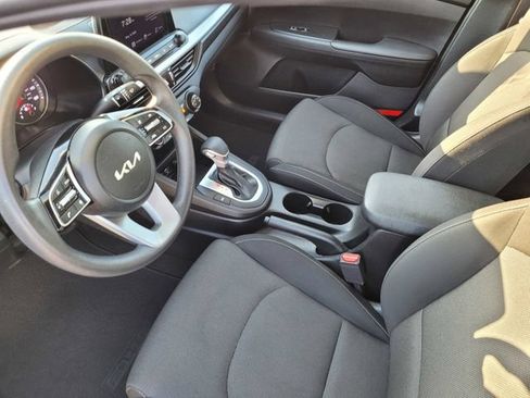Used 2024 Kia Forte LXS FWD image 8