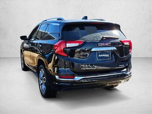 Used 2023 GMC Terrain Denali image 7