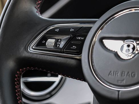 Used 2021 Bentley Bentayga Speed image 18