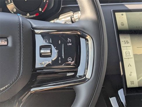 New 2025 Land Rover Range Rover Sport Dynamic SE image 19