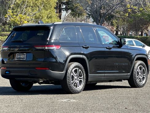 New 2023 Jeep Grand Cherokee Trailhawk AWD/4WD image 3
