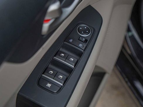 Certified 2020 Kia Forte LXS image 24