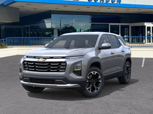 New 2026 Chevrolet Equinox LT w/ Convenience Package II image 6
