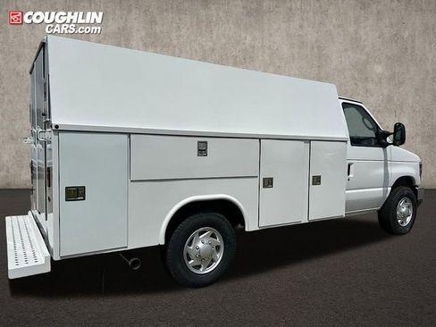 New 2026 Ford E-350 and Econoline 350 Super Duty w/ Power Equipment Group image 5