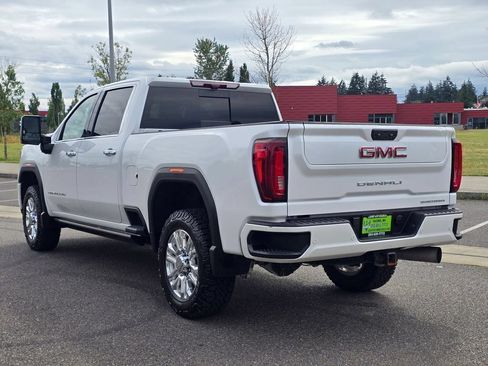 Used 2022 GMC Sierra 3500 Denali w/ Denali Ultimate Package AWD/4WD image 3