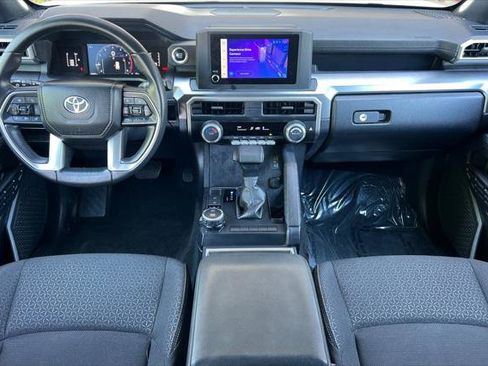 Certified 2025 Toyota 4Runner SR5 AWD/4WD image 3