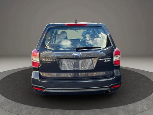 Used 2016 Subaru Forester 2.5i AWD/4WD image 6