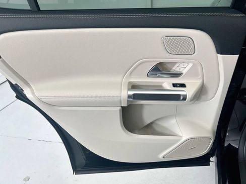 Certified 2023 Mercedes-Benz EQB 300 4MATIC image 25