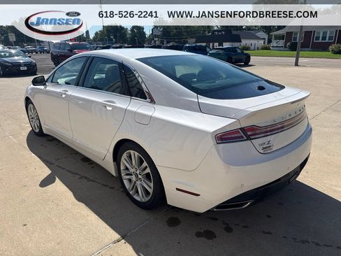 Used 2016 Lincoln MKZ w/ Equipment Group 300A Reserve FWD image 4