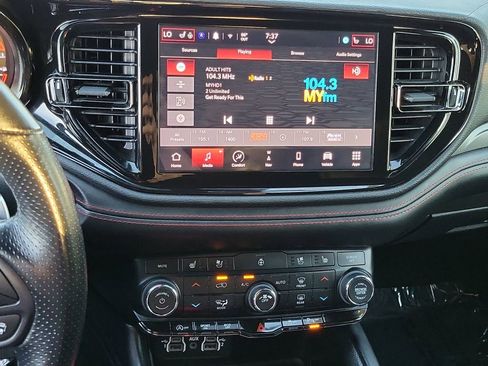 Used 2024 Dodge Durango GT image 10
