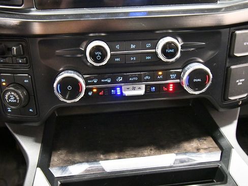 Used 2023 Ford F250 Lariat w/ Lariat Ultimate Package AWD/4WD image 26