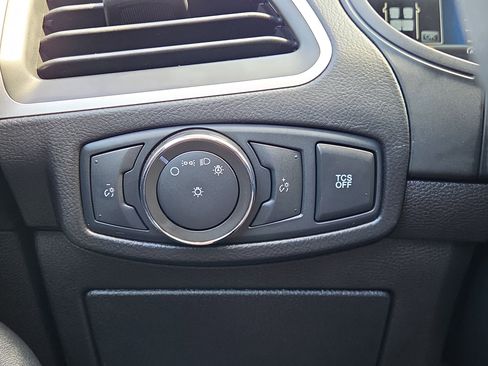 Certified 2022 Ford Edge SE AWD/4WD image 25