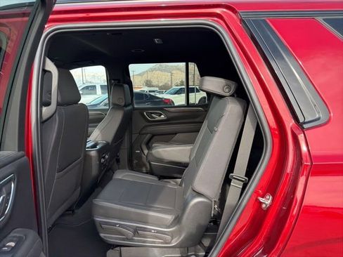 Used 2023 Chevrolet Tahoe Z71 w/ Luxury Package AWD/4WD image 25