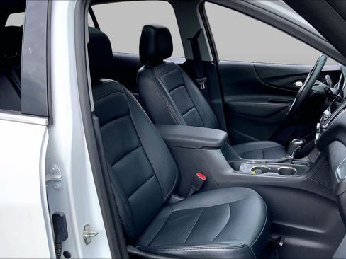 Used 2019 Chevrolet Equinox LT AWD/4WD image 9