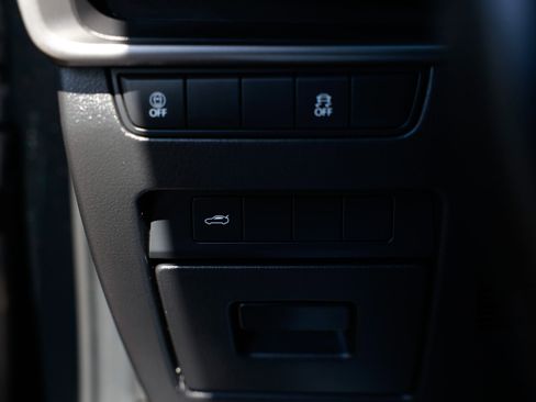 Used 2021 MAZDA MAZDA3 s image 50