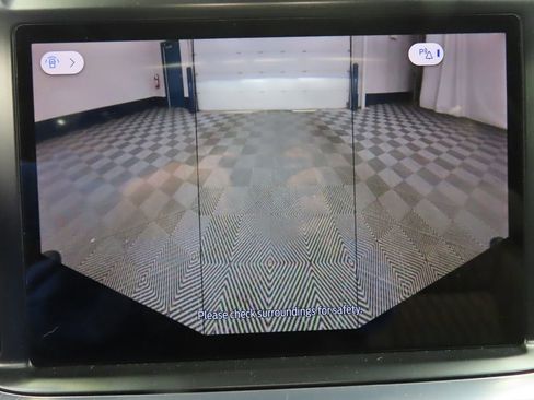 Used 2025 Ford F350 Platinum w/ Platinum Plus Package image 19