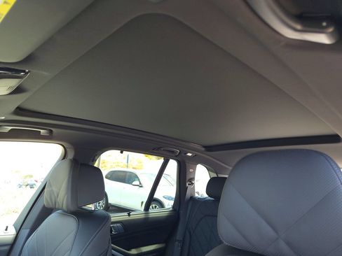 Used 2024 BMW X5 M60i w/ Executive Package AWD/4WD image 15